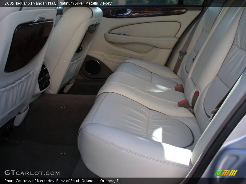 Platinum Silver Metallic / Ivory 2005 Jaguar XJ Vanden Plas