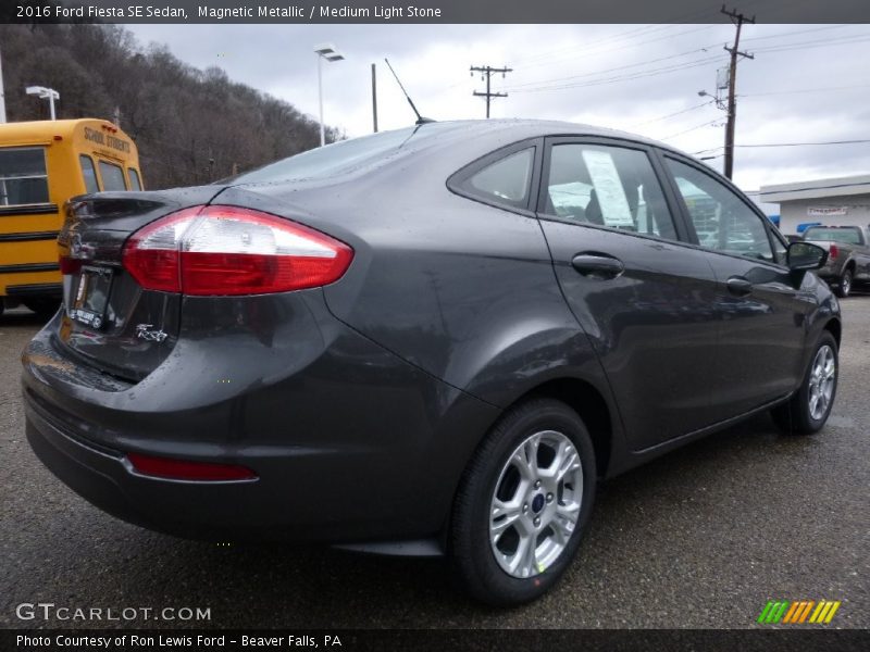 Magnetic Metallic / Medium Light Stone 2016 Ford Fiesta SE Sedan