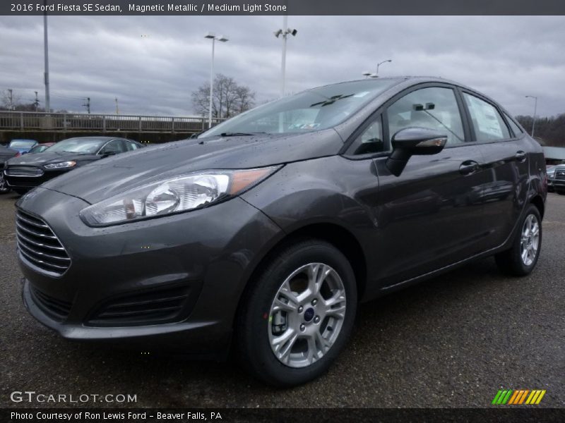 Magnetic Metallic / Medium Light Stone 2016 Ford Fiesta SE Sedan