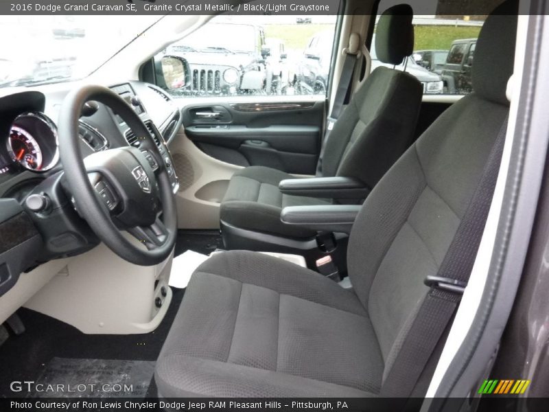 Granite Crystal Metallic / Black/Light Graystone 2016 Dodge Grand Caravan SE