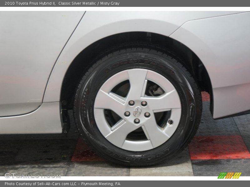 Classic Silver Metallic / Misty Gray 2010 Toyota Prius Hybrid II