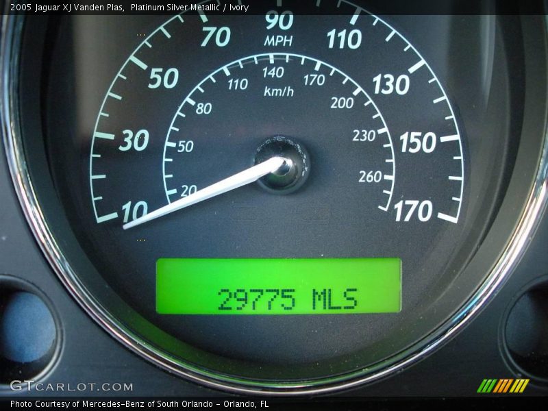 Platinum Silver Metallic / Ivory 2005 Jaguar XJ Vanden Plas