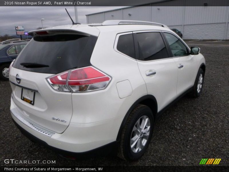 Pearl White / Charcoal 2016 Nissan Rogue SV AWD