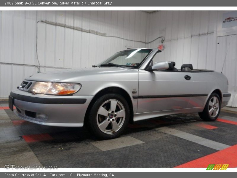 Front 3/4 View of 2002 9-3 SE Convertible