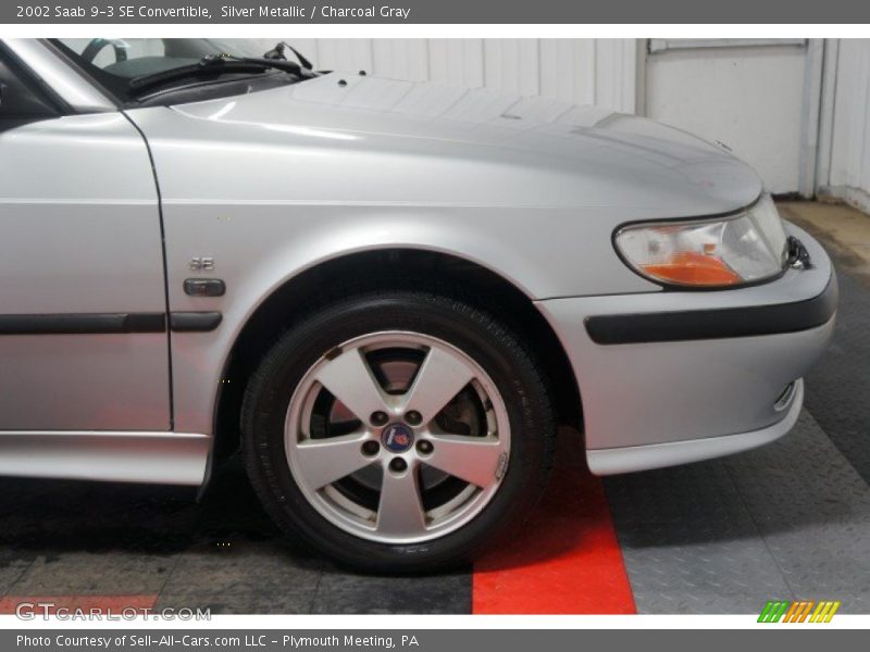 Silver Metallic / Charcoal Gray 2002 Saab 9-3 SE Convertible