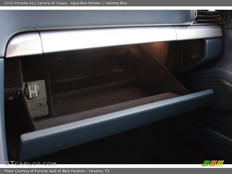 Aqua Blue Metallic / Yachting Blue 2013 Porsche 911 Carrera 4S Coupe