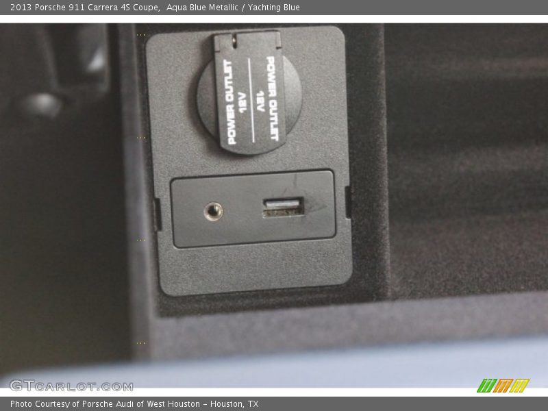 Aqua Blue Metallic / Yachting Blue 2013 Porsche 911 Carrera 4S Coupe