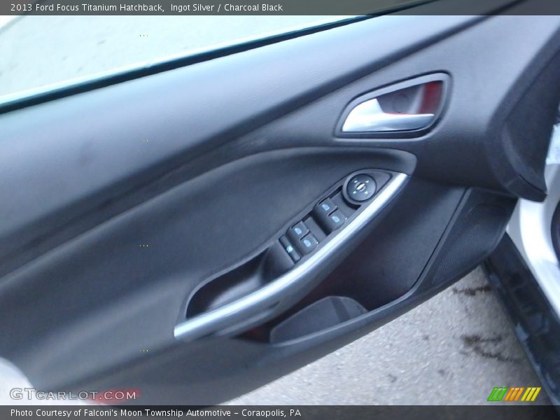 Ingot Silver / Charcoal Black 2013 Ford Focus Titanium Hatchback
