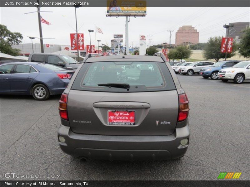 Moonstone Metallic / Slate 2005 Pontiac Vibe