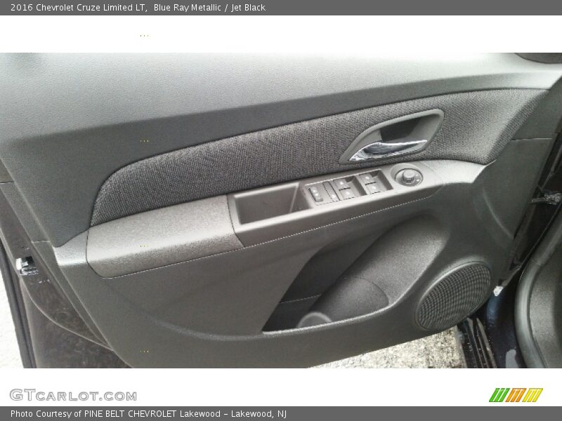 Blue Ray Metallic / Jet Black 2016 Chevrolet Cruze Limited LT