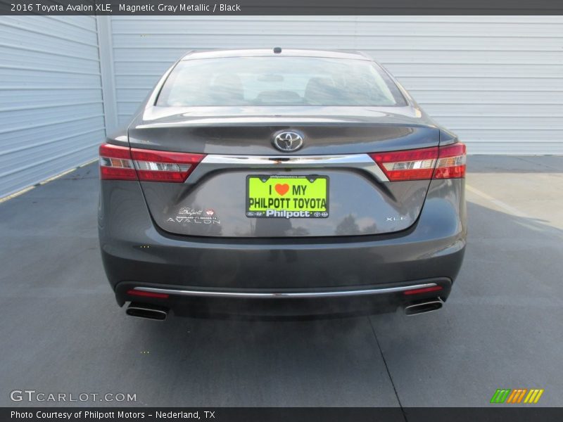 Magnetic Gray Metallic / Black 2016 Toyota Avalon XLE