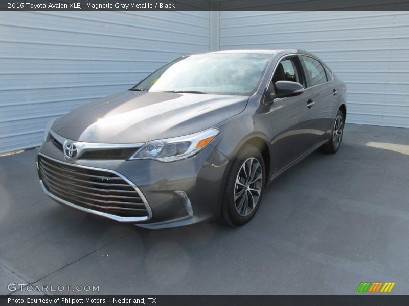 Magnetic Gray Metallic / Black 2016 Toyota Avalon XLE