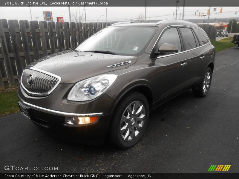 Front 3/4 View of 2011 Enclave CXL