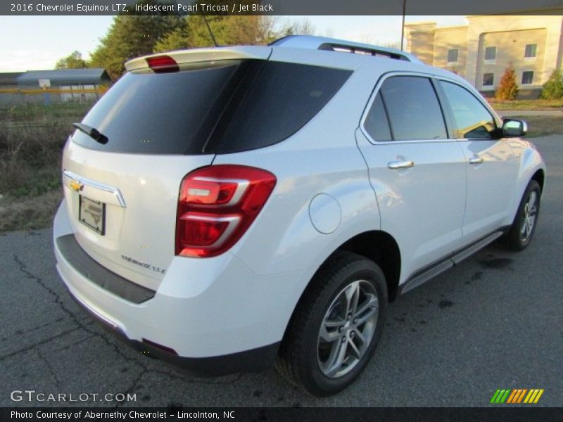 Iridescent Pearl Tricoat / Jet Black 2016 Chevrolet Equinox LTZ