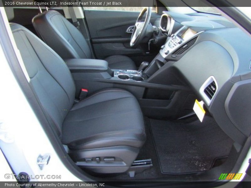 Iridescent Pearl Tricoat / Jet Black 2016 Chevrolet Equinox LTZ