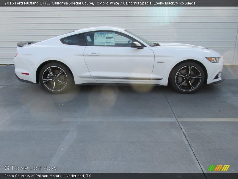 Oxford White / California Special Ebony Black/Miko Suede 2016 Ford Mustang GT/CS California Special Coupe