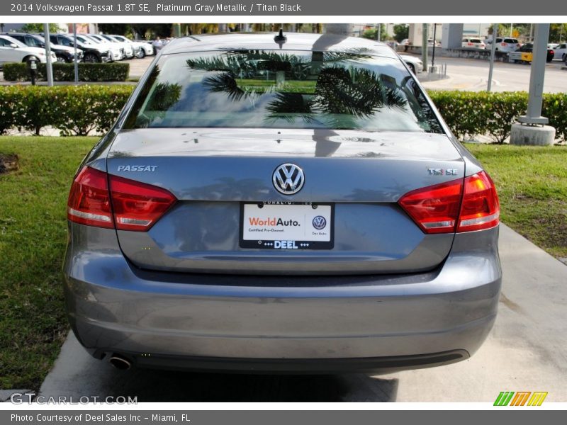 Platinum Gray Metallic / Titan Black 2014 Volkswagen Passat 1.8T SE