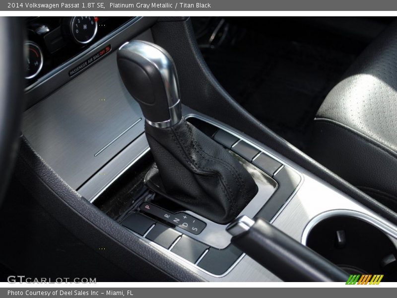 Platinum Gray Metallic / Titan Black 2014 Volkswagen Passat 1.8T SE