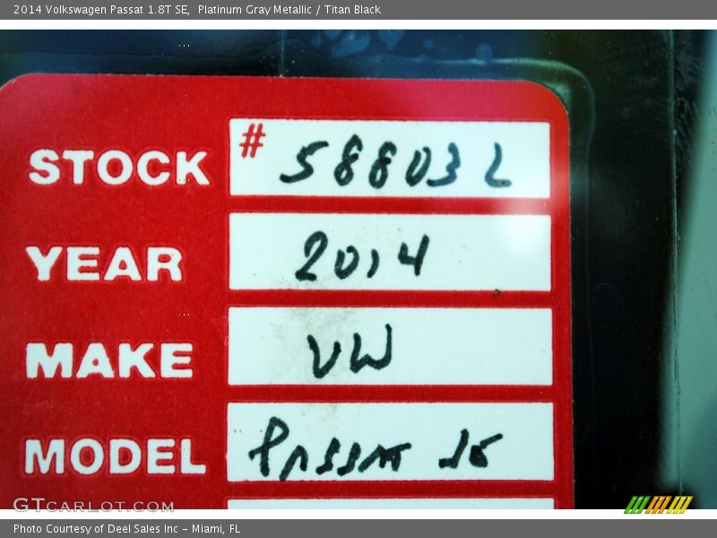 Platinum Gray Metallic / Titan Black 2014 Volkswagen Passat 1.8T SE