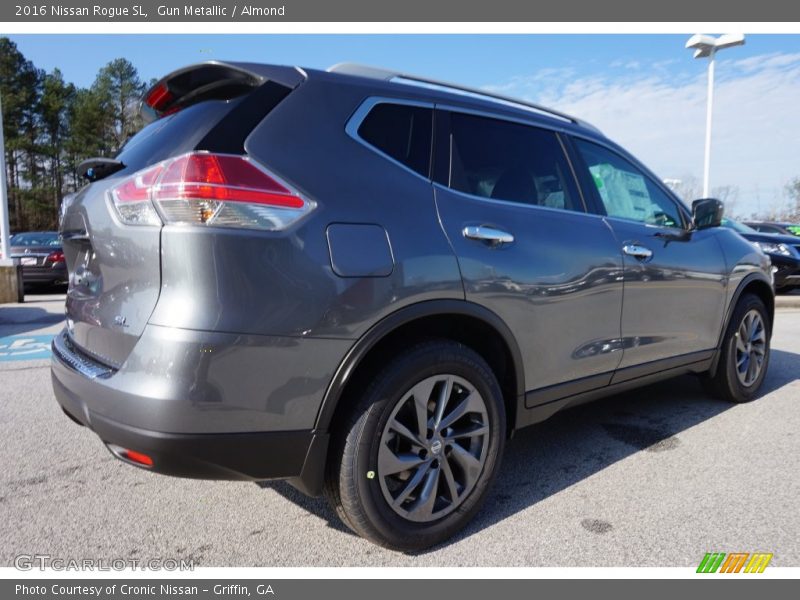 Gun Metallic / Almond 2016 Nissan Rogue SL