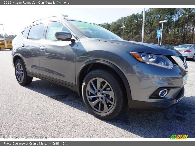 Gun Metallic / Almond 2016 Nissan Rogue SL