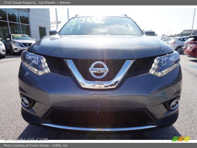 Gun Metallic / Almond 2016 Nissan Rogue SL