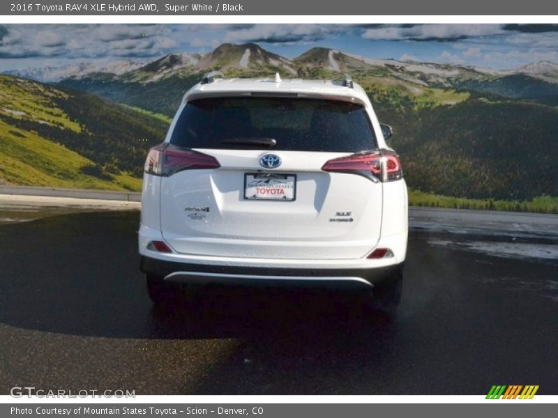 Super White / Black 2016 Toyota RAV4 XLE Hybrid AWD