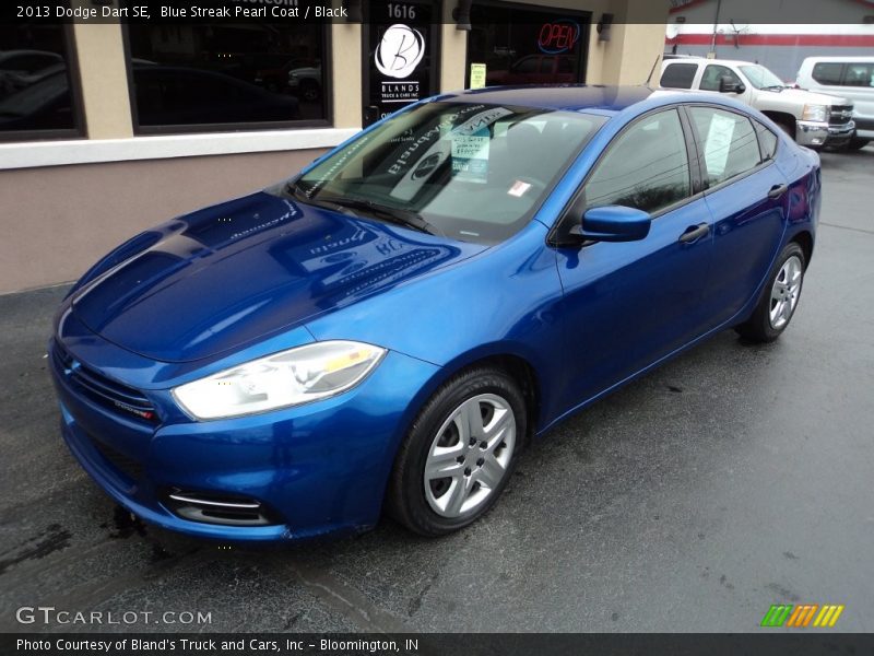 Blue Streak Pearl Coat / Black 2013 Dodge Dart SE