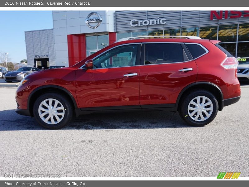 Cayenne Red / Charcoal 2016 Nissan Rogue S