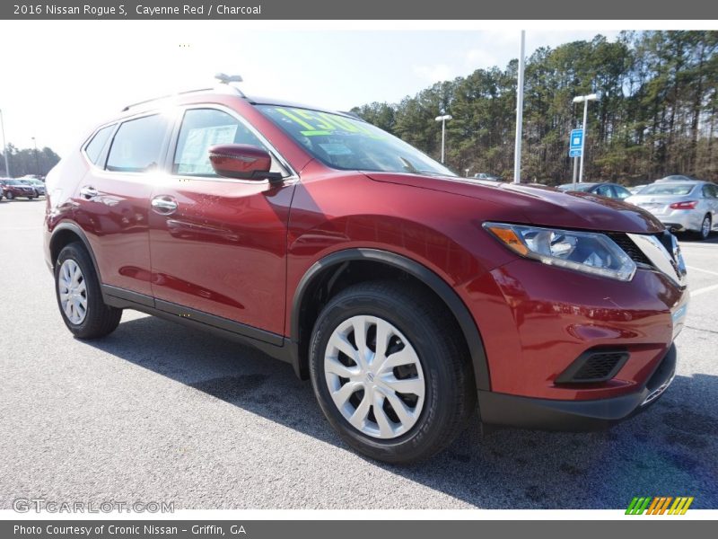 Cayenne Red / Charcoal 2016 Nissan Rogue S
