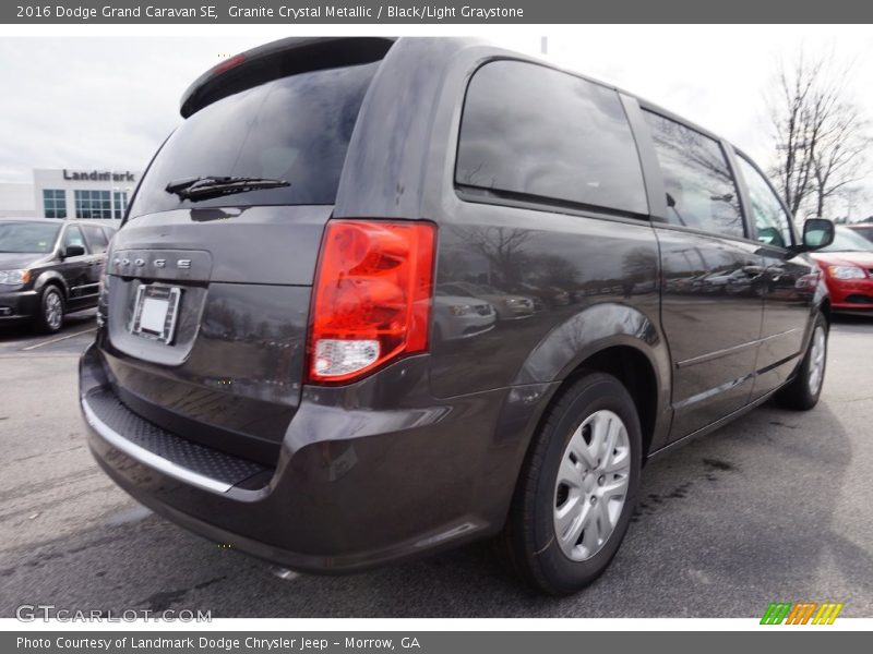 Granite Crystal Metallic / Black/Light Graystone 2016 Dodge Grand Caravan SE