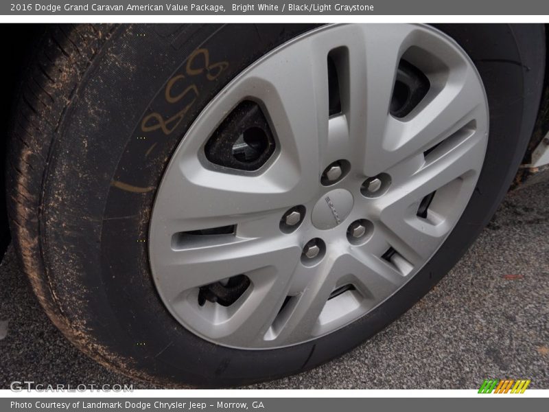 Bright White / Black/Light Graystone 2016 Dodge Grand Caravan American Value Package