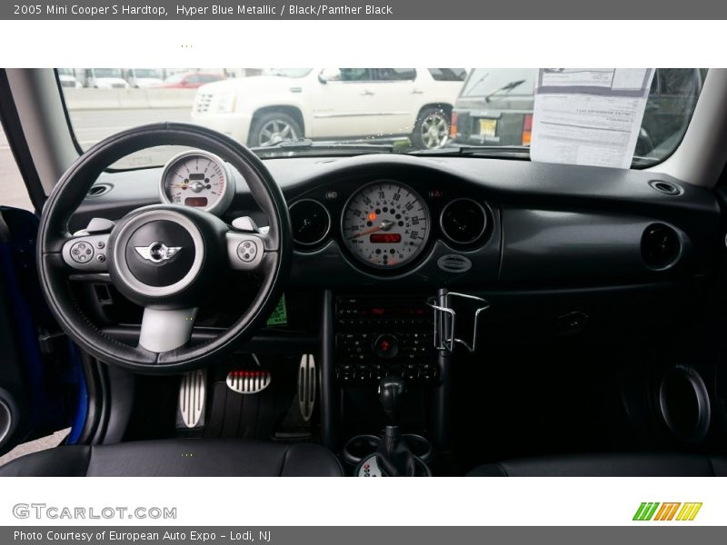 Hyper Blue Metallic / Black/Panther Black 2005 Mini Cooper S Hardtop