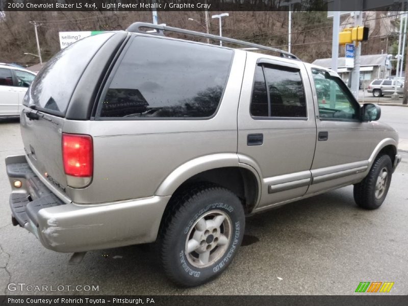 Light Pewter Metallic / Graphite Gray 2000 Chevrolet Blazer LS 4x4