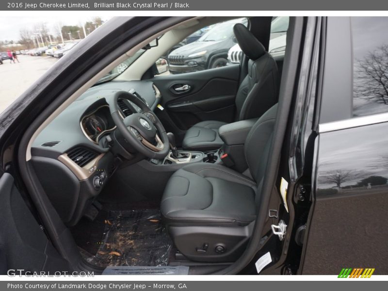 Brilliant Black Crystal Pearl / Black 2016 Jeep Cherokee Limited
