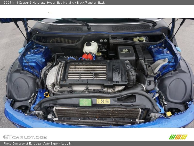 Hyper Blue Metallic / Black/Panther Black 2005 Mini Cooper S Hardtop