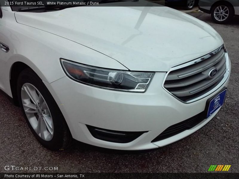 White Platinum Metallic / Dune 2015 Ford Taurus SEL