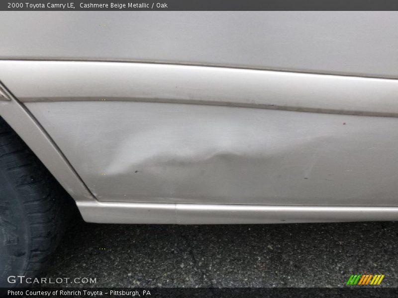 Cashmere Beige Metallic / Oak 2000 Toyota Camry LE