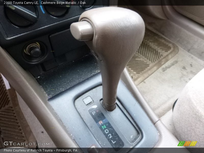 Cashmere Beige Metallic / Oak 2000 Toyota Camry LE