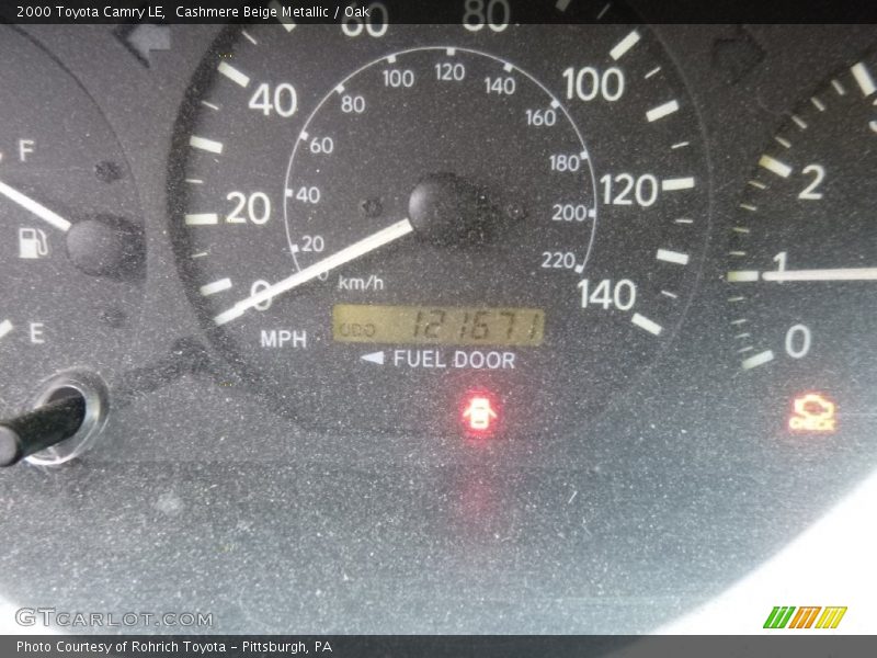 Cashmere Beige Metallic / Oak 2000 Toyota Camry LE