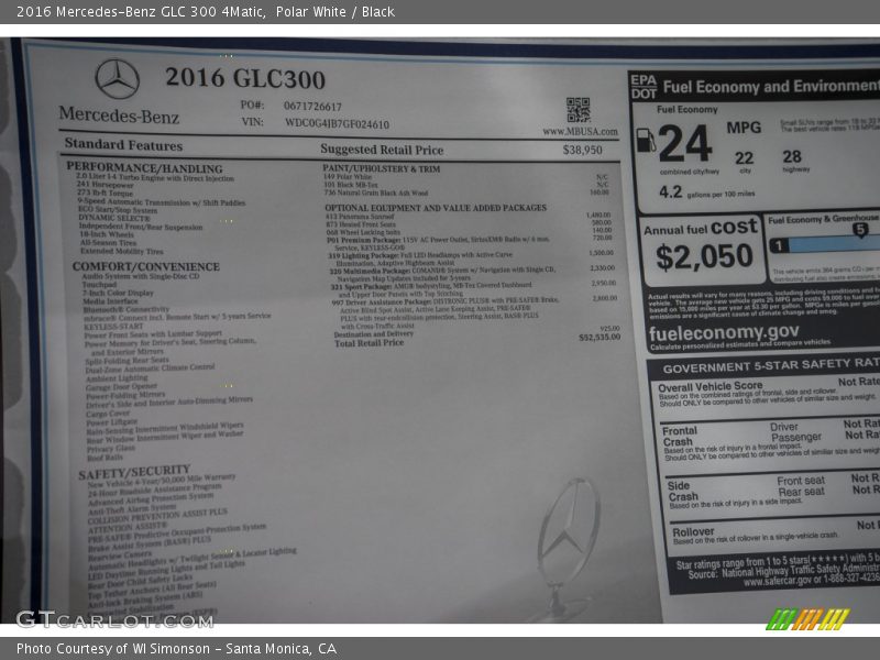 Polar White / Black 2016 Mercedes-Benz GLC 300 4Matic