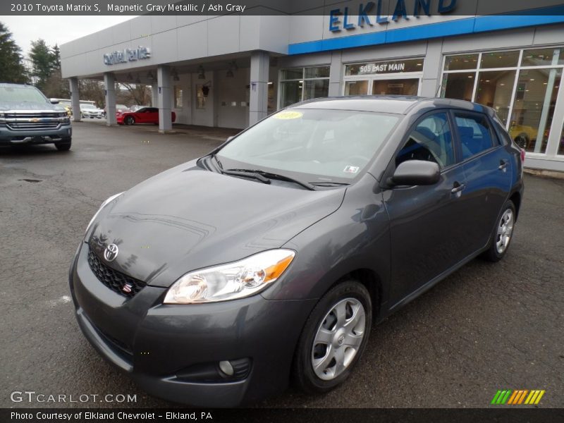 Magnetic Gray Metallic / Ash Gray 2010 Toyota Matrix S