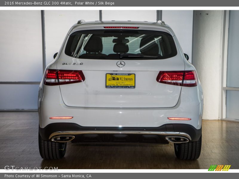 Polar White / Silk Beige 2016 Mercedes-Benz GLC 300 4Matic