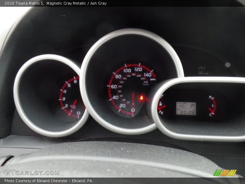 Magnetic Gray Metallic / Ash Gray 2010 Toyota Matrix S