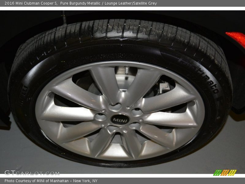 Pure Burgundy Metallic / Lounge Leather/Satellite Grey 2016 Mini Clubman Cooper S