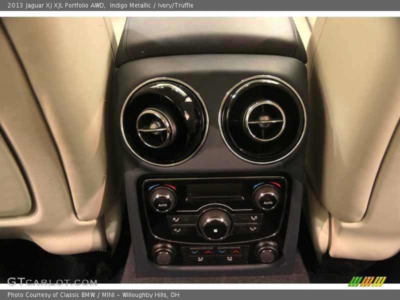 Indigo Metallic / Ivory/Truffle 2013 Jaguar XJ XJL Portfolio AWD
