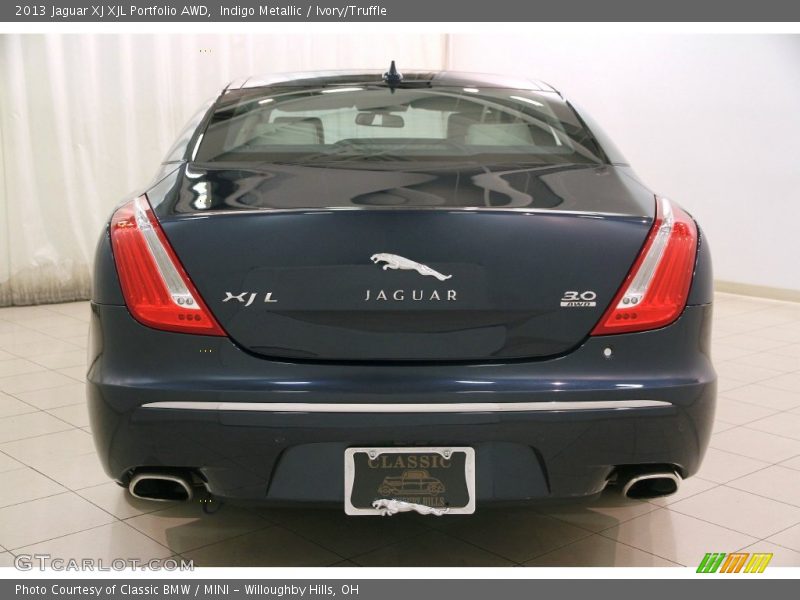 Indigo Metallic / Ivory/Truffle 2013 Jaguar XJ XJL Portfolio AWD