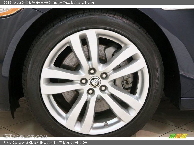 Indigo Metallic / Ivory/Truffle 2013 Jaguar XJ XJL Portfolio AWD