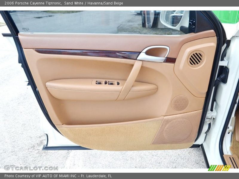 Sand White / Havanna/Sand Beige 2006 Porsche Cayenne Tiptronic