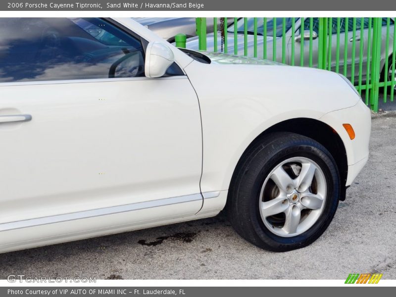 Sand White / Havanna/Sand Beige 2006 Porsche Cayenne Tiptronic